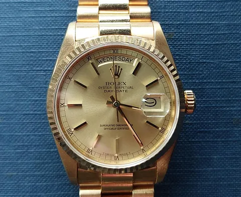 18ct gold Rolex Day/Date with original paperwork and box