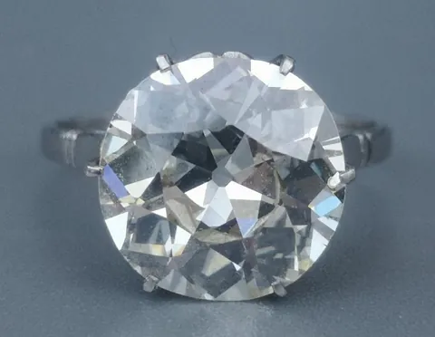 5.5 carat diamond solitaire diamond ring